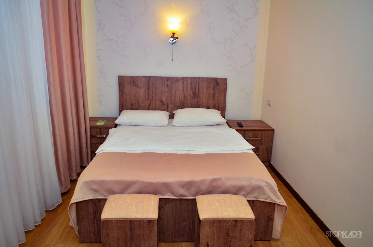 Asour Hotel Goris Zewnętrze zdjęcie