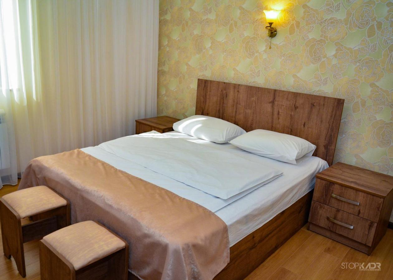 Asour Hotel Goris Zewnętrze zdjęcie