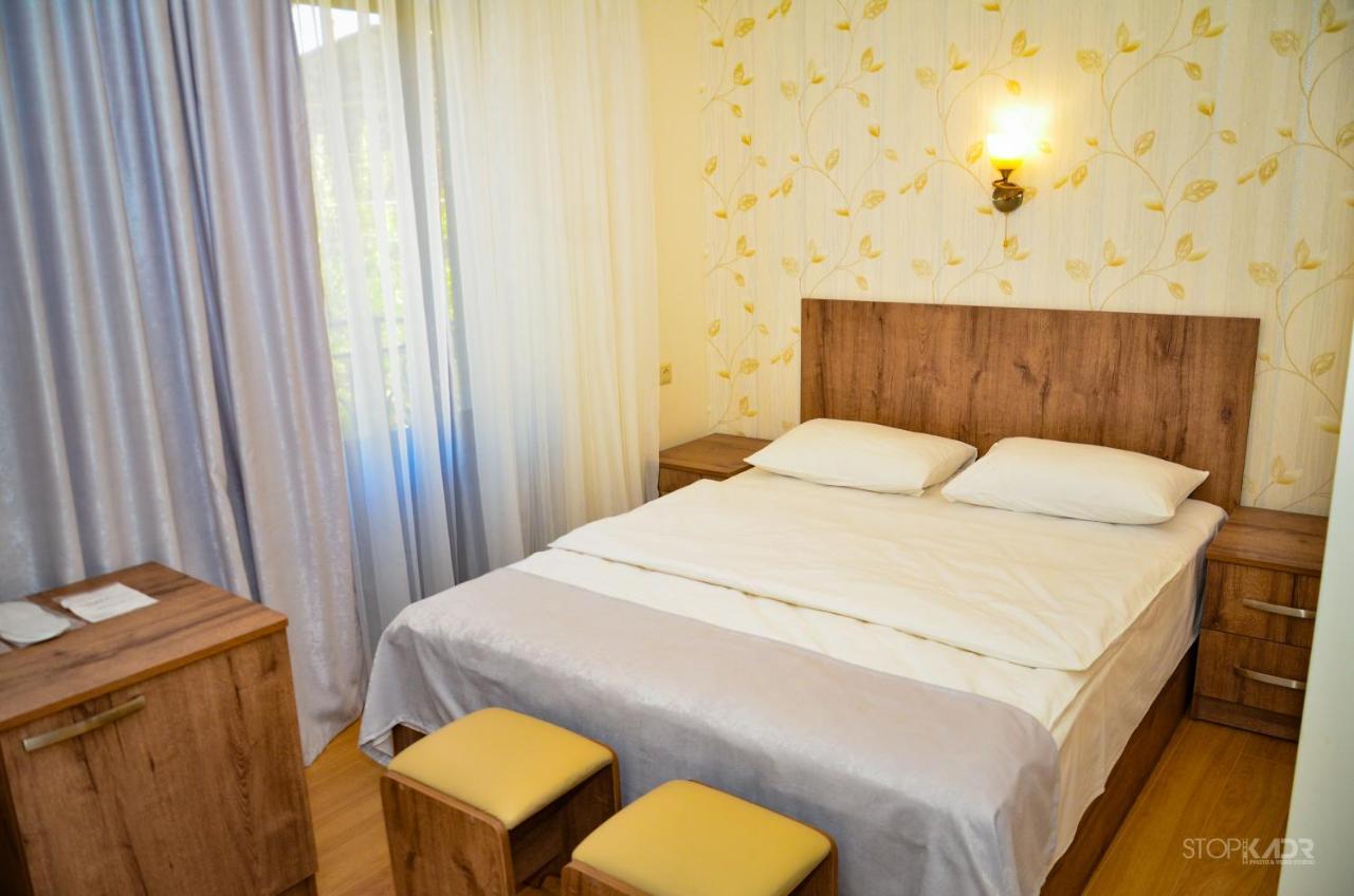 Asour Hotel Goris Zewnętrze zdjęcie